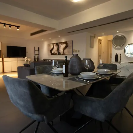 Appartement Floor Gem: 3br, Huge Veranda Nicosia