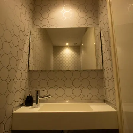 Appartement Floor Gem: 3br, Huge Veranda