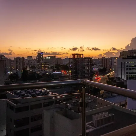 Floor Gem: 3br, Huge Veranda * Nicosia