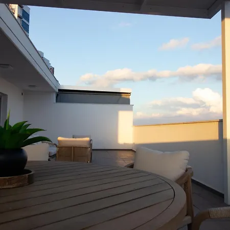 Апартаменты Floor Gem: 3br, Huge Veranda Никосия