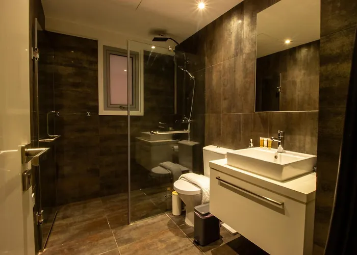 Appartement Floor Gem: 3br, Huge Veranda