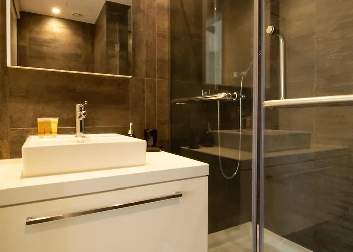 Floor Gem: 3br, Huge Veranda Nicosie