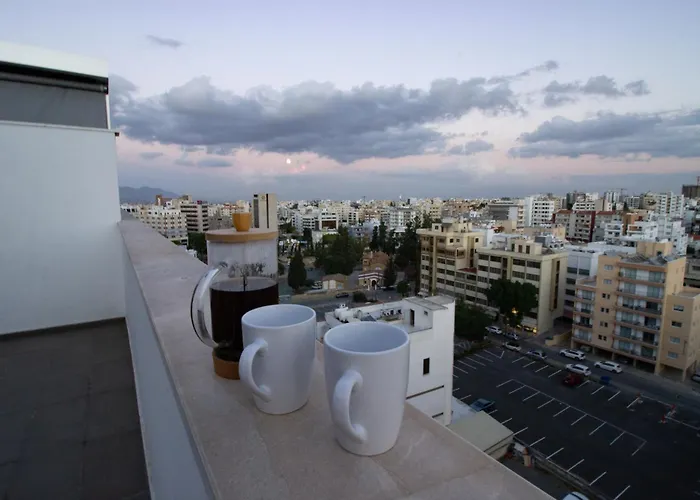Appartement Floor Gem: 3br, Huge Veranda Nicosie