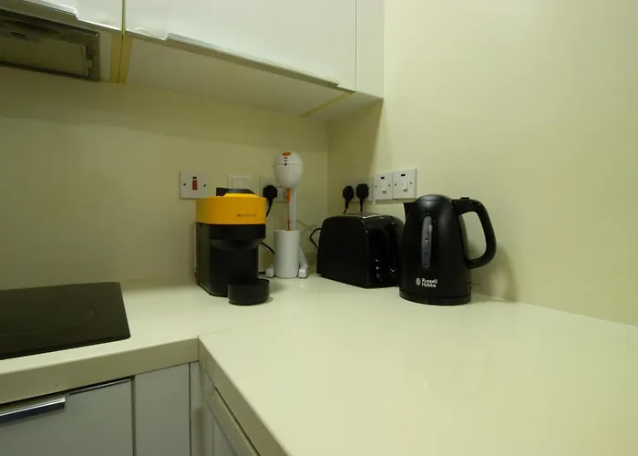 Appartement Floor Gem: 3br, Huge Veranda *