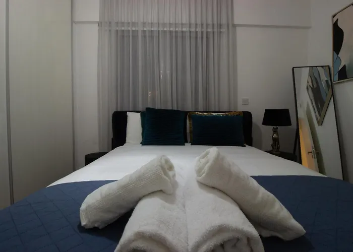 Appartement Floor Gem: 3br, Huge Veranda *