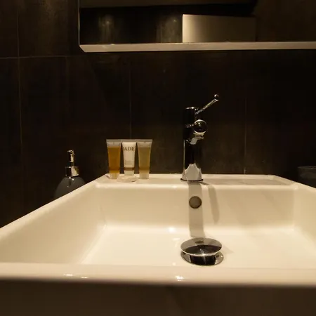 Floor Gem: 3br, Huge Veranda 尼科西亚