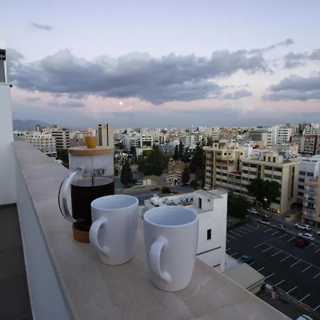 公寓 Floor Gem: 3br, Huge Veranda 尼科西亚